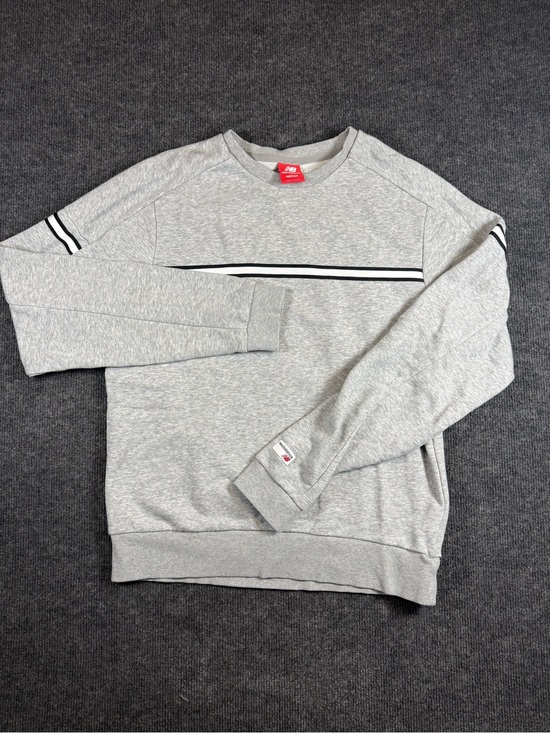 New Balance Other - New Balance Grey Crewneck Sweatshirt Size Medium